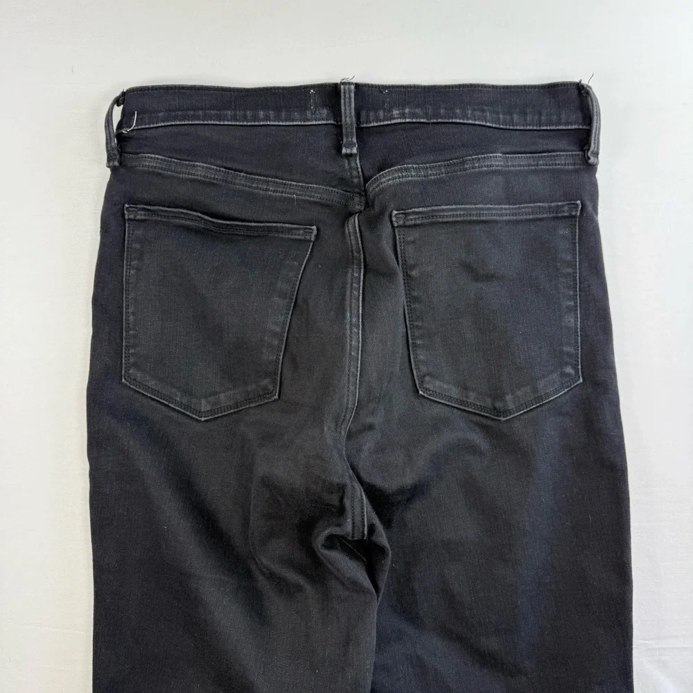 Abercrombie & Fitch Black Frayed-Hem ultra high‎ Jeans